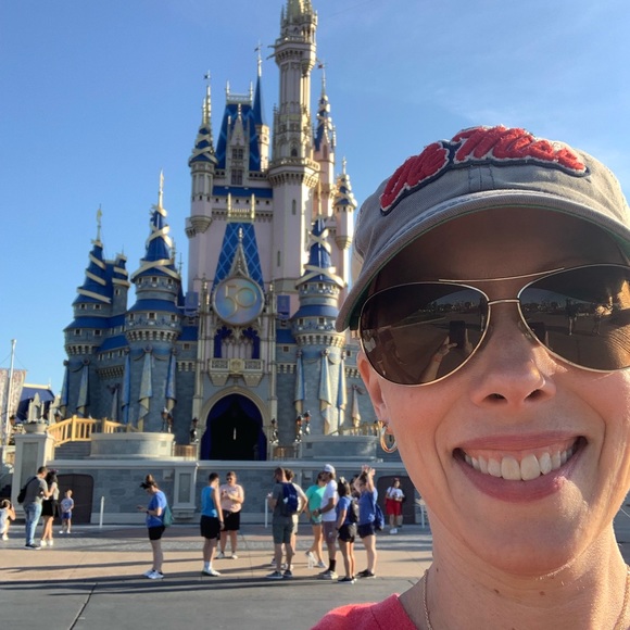 Meet your Posher, Kathy - Picture 7 of 9